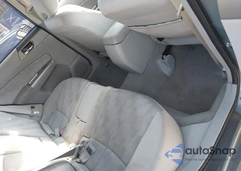 2010 Subaru Forester 2.5X Premium z USA, uszkodzony, nr VIN JF2SH6CC9AH792924